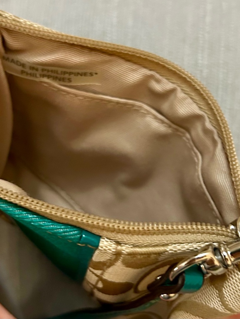 Coach Signature Stripe Wristlet (Style F49174) khaki/bright jade color combo - Picture 3 of 7